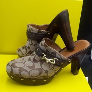 Coach leather CC clogs w/leather trim